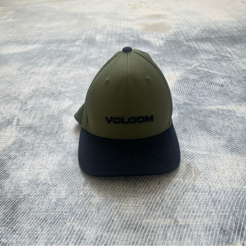 Volcom Stone Green Black Flexfit Hat Size S/M